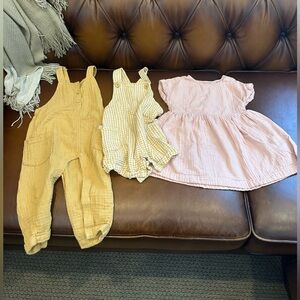 Adorable Baby Clothing Set in Yellow and Pink